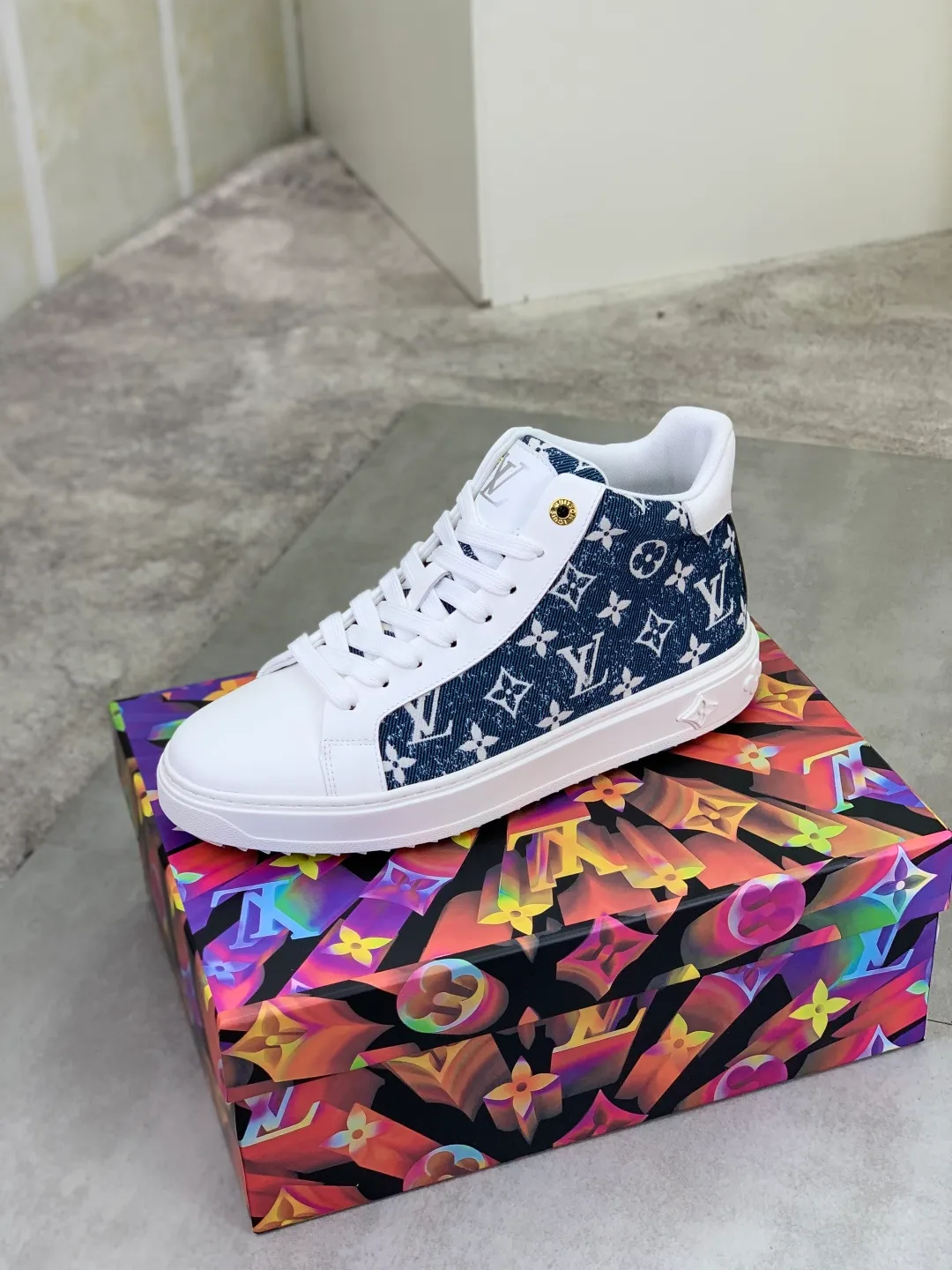 Men's men's shoes 💰P560💰[New model]🆘High-quality cowhide [Louis Vuitton]LV official website latest model🎁casual fashion high-top men's shoes👟hot style💥simple and elegant style, exclusive for trendy men. Unique official website latest brand elements👑original decoration, fashionable and generous, the fabric is made of original denim➕comfortable and breathable mesh lining➕cow leather feet ✅The official website specifies wear-resistant casual outsole, the classic model is taken in real life🎬Color: 4️⃣colors available😍Number of codes: 38-44 Full set of packaging